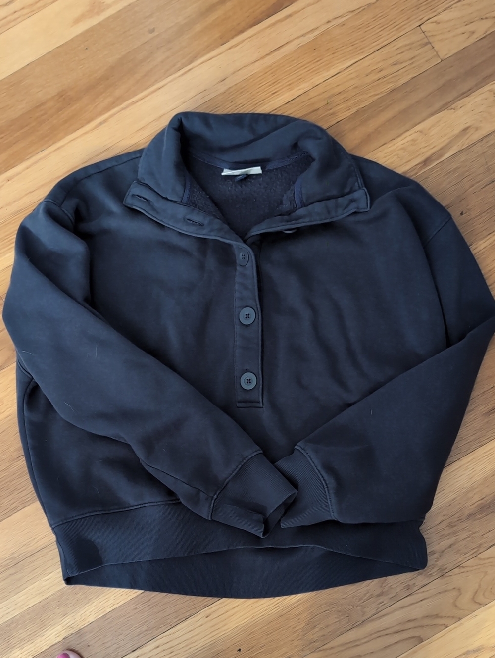 Universal Thread Sweatshirt - Picture 2 of 4